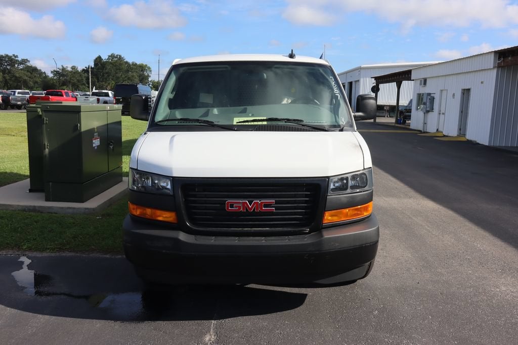 2025 GMC Savana Cargo Work Van