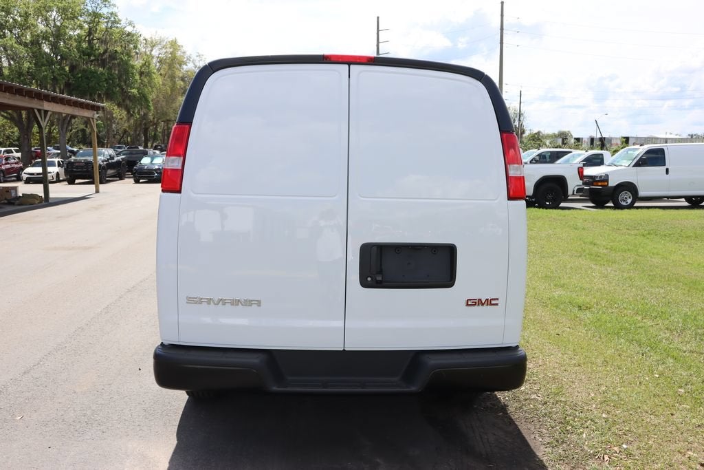 2025 GMC Savana Cargo Work Van