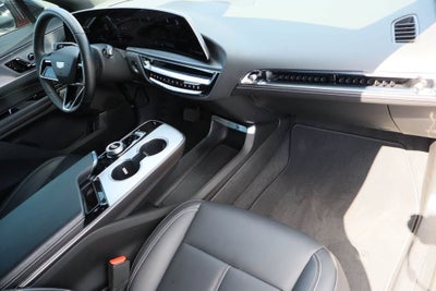 2024 Cadillac LYRIQ Tech