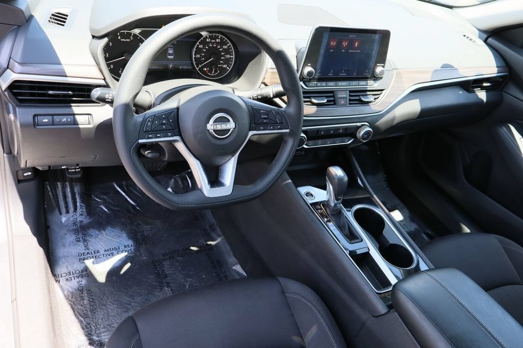 2024 Nissan Altima SV FWD