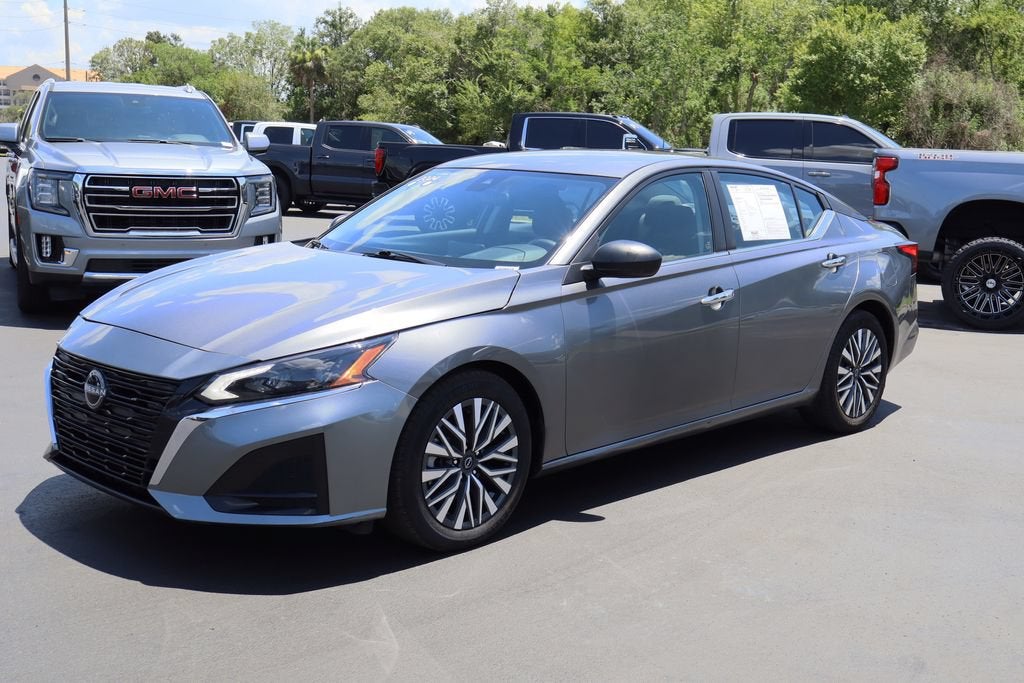 2024 Nissan Altima SV FWD