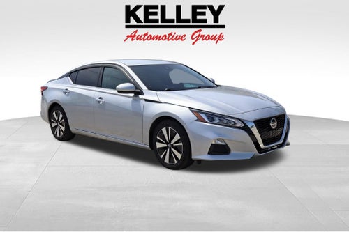 2022 Nissan Altima SV FWD
