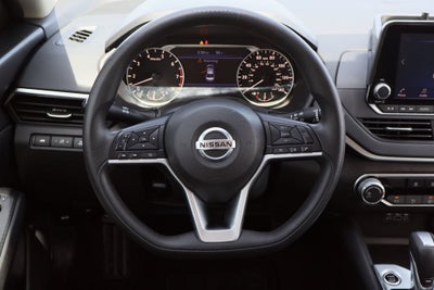 2022 Nissan Altima SV FWD