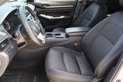 2022 Nissan Altima SV FWD