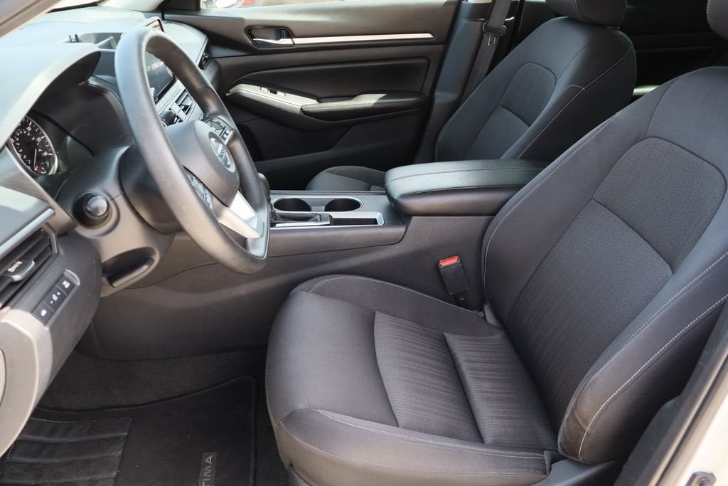 2022 Nissan Altima SV FWD