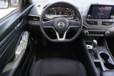 2022 Nissan Altima SV FWD