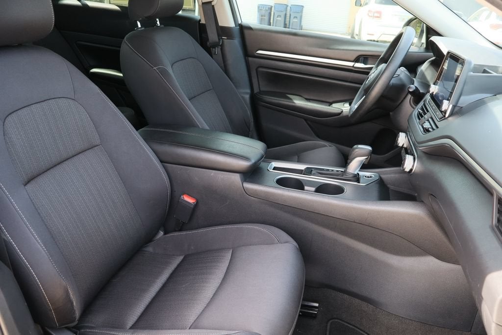 2022 Nissan Altima SV FWD