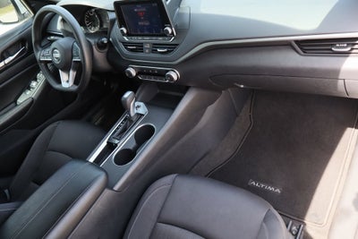 2022 Nissan Altima SV FWD