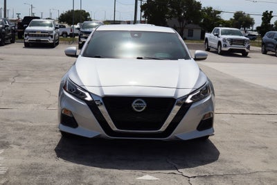 2022 Nissan Altima SV FWD