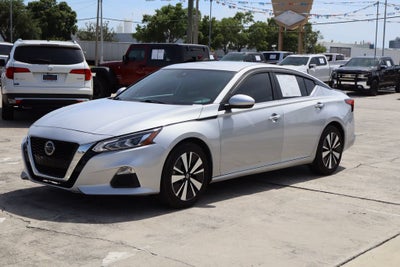 2022 Nissan Altima SV FWD