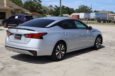 2022 Nissan Altima SV FWD