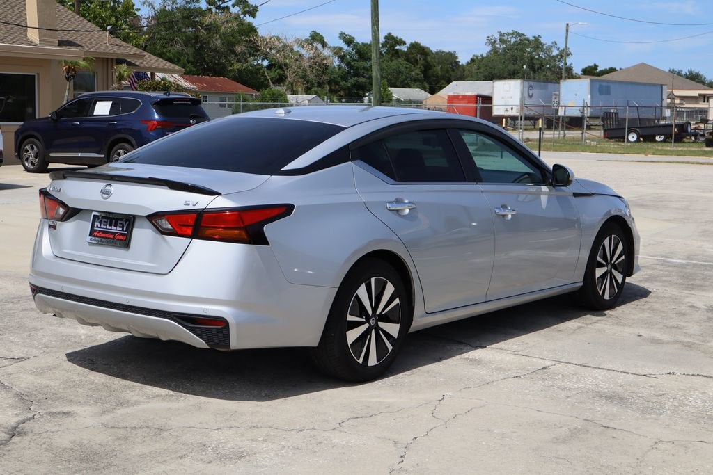 2022 Nissan Altima SV FWD