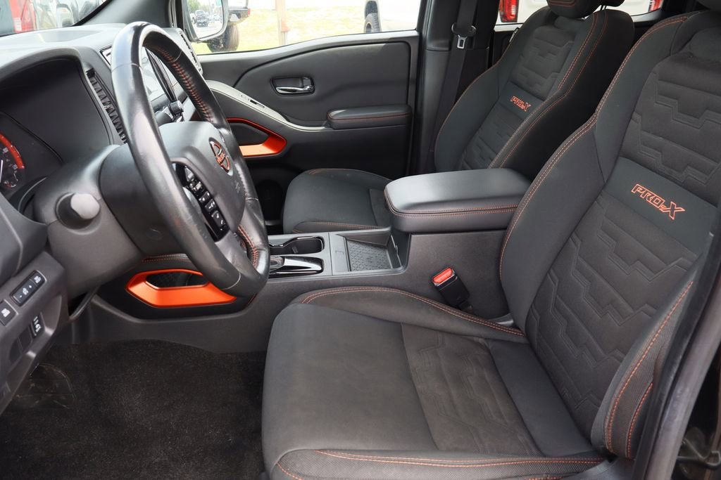 2022 Nissan Frontier Crew Cab PRO-X 4x2