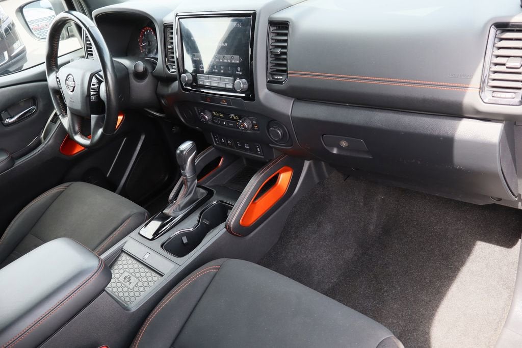 2022 Nissan Frontier Crew Cab PRO-X 4x2