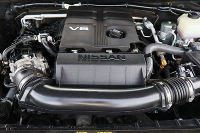2022 Nissan Frontier Crew Cab PRO-X 4x2