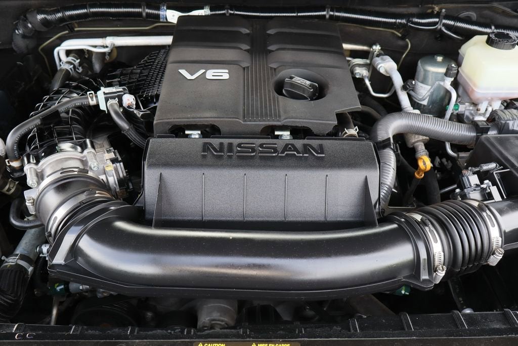 2022 Nissan Frontier Crew Cab PRO-X 4x2