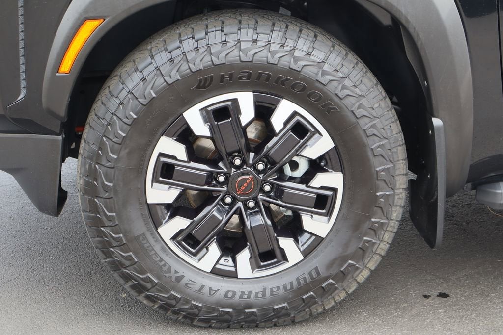 2022 Nissan Frontier Crew Cab PRO-X 4x2