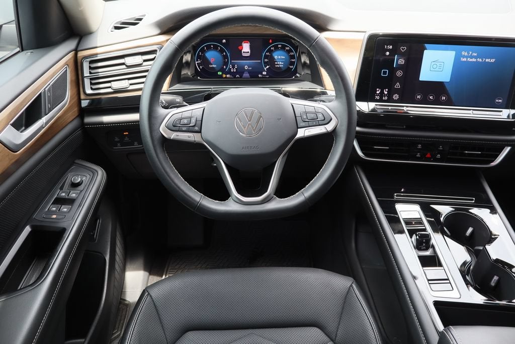 2024 Volkswagen Atlas 2.0T SE w/Technology