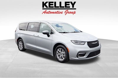 2023 Chrysler Pacifica Touring