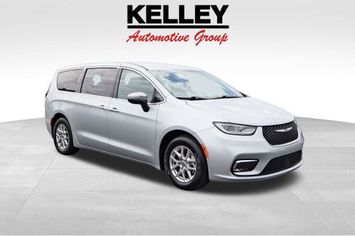 2023 Chrysler Pacifica Touring
