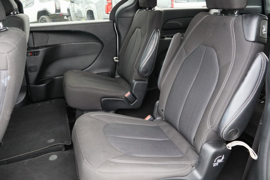 2023 Chrysler Pacifica Touring