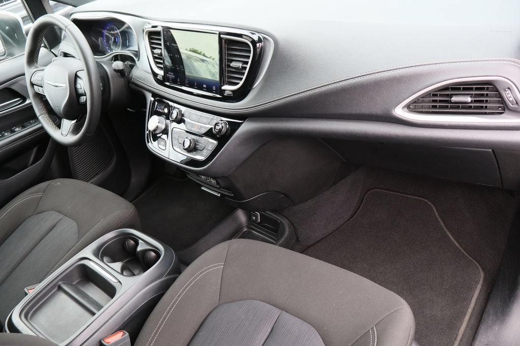 2023 Chrysler Pacifica Touring