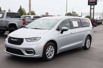 2023 Chrysler Pacifica Touring