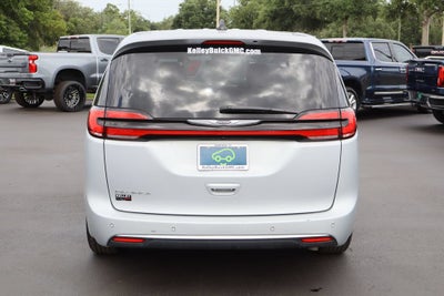 2023 Chrysler Pacifica Touring