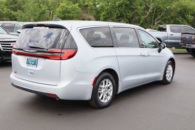2023 Chrysler Pacifica Touring