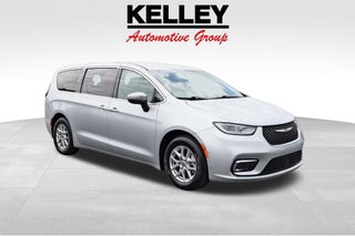 2023 Chrysler Pacifica Touring