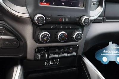 2023 RAM 3500 Big Horn Crew Cab 4x4 6'4" Box