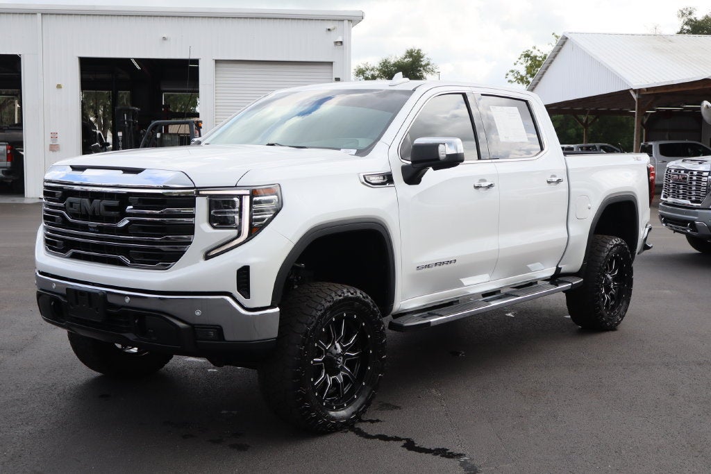 2024 GMC Sierra 1500 SLT