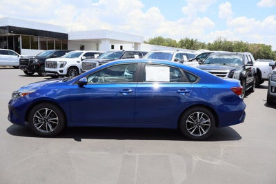 2023 Kia Forte LXS