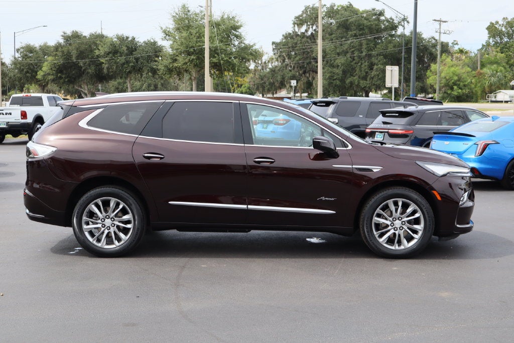 2022 Buick Enclave Avenir