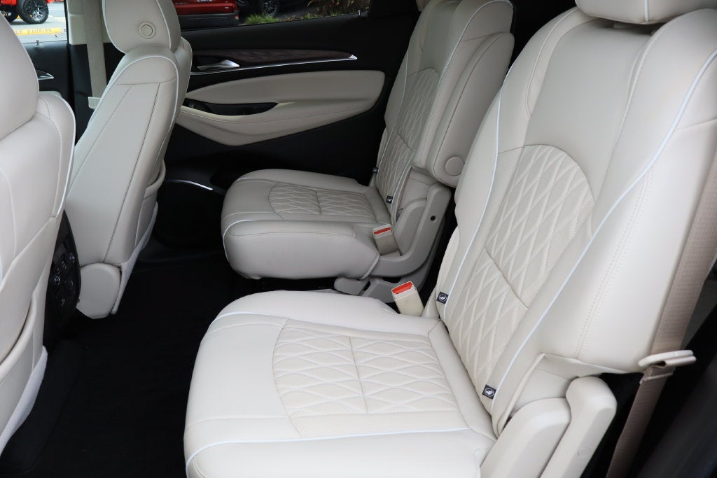 2022 Buick Enclave Avenir