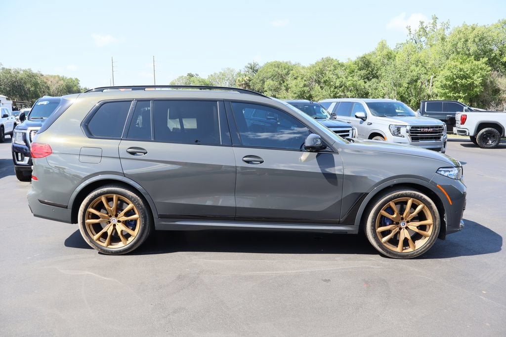 2022 BMW X7 M50i