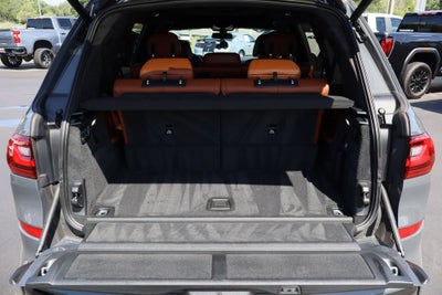 2022 BMW X7 M50i