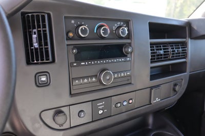 2025 GMC Savana Cutaway 3500 1WT