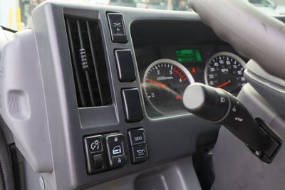 2022 Isuzu NPR XD Base