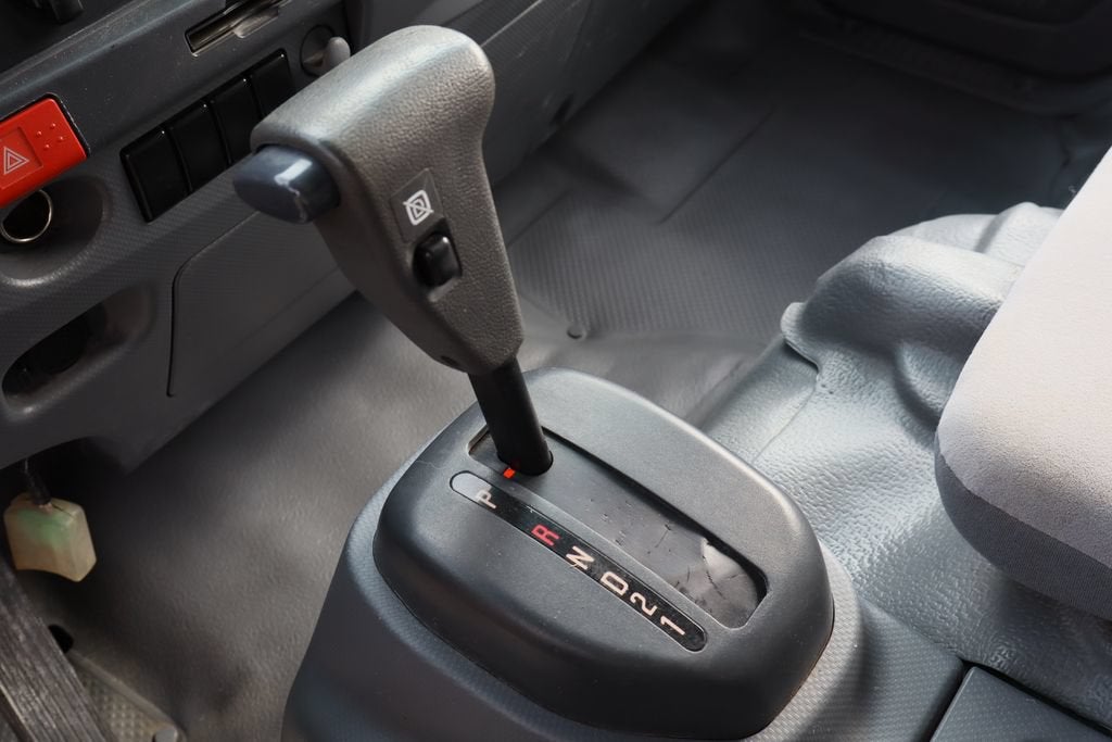 2022 Isuzu NPR XD Base