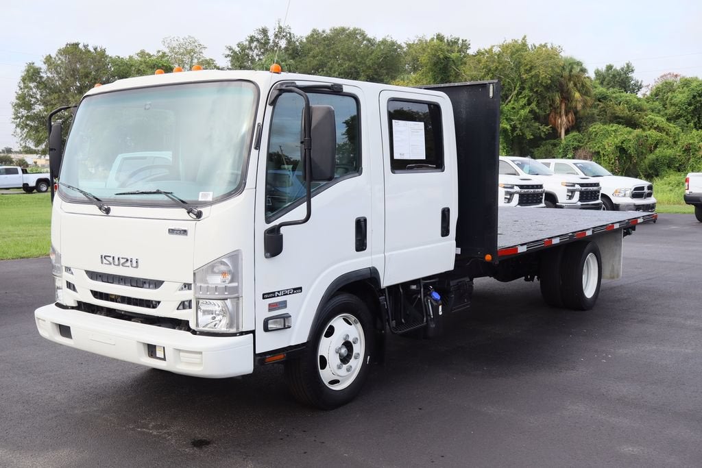 2022 Isuzu NPR XD Base