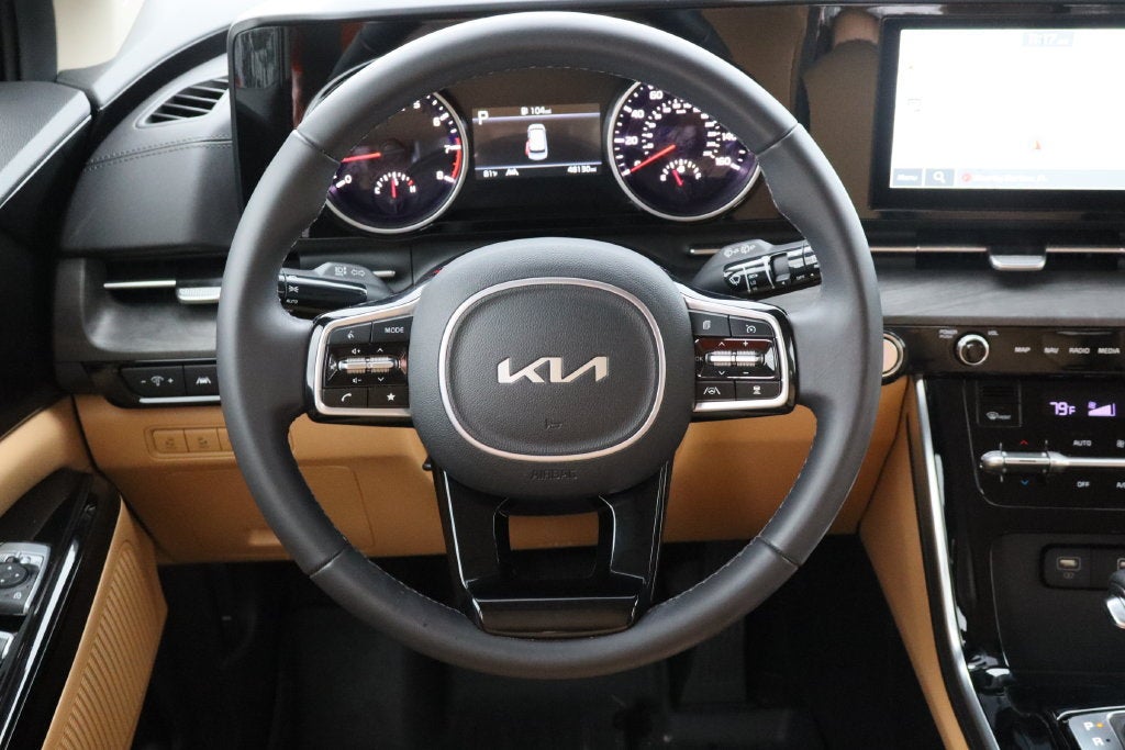 2023 Kia Carnival EX - Photo 15