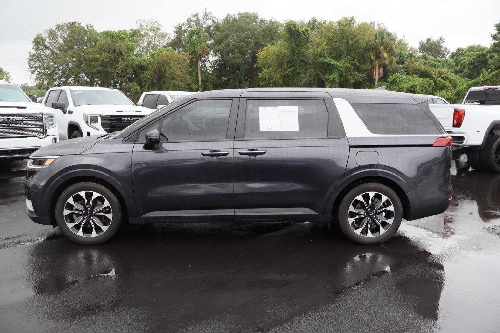 2023 Kia Carnival EX - Photo 6