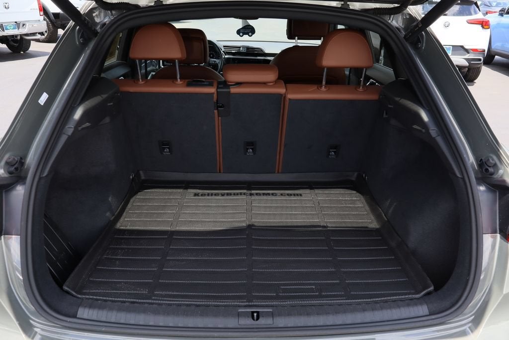 2022 Audi Q3 Premium 40 TFSI quattro Tiptronic