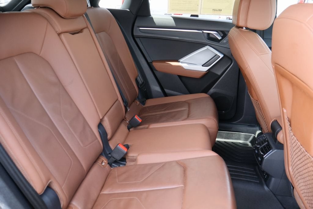 2022 Audi Q3 Premium 40 TFSI quattro Tiptronic