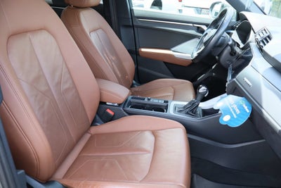 2022 Audi Q3 Premium 40 TFSI quattro Tiptronic