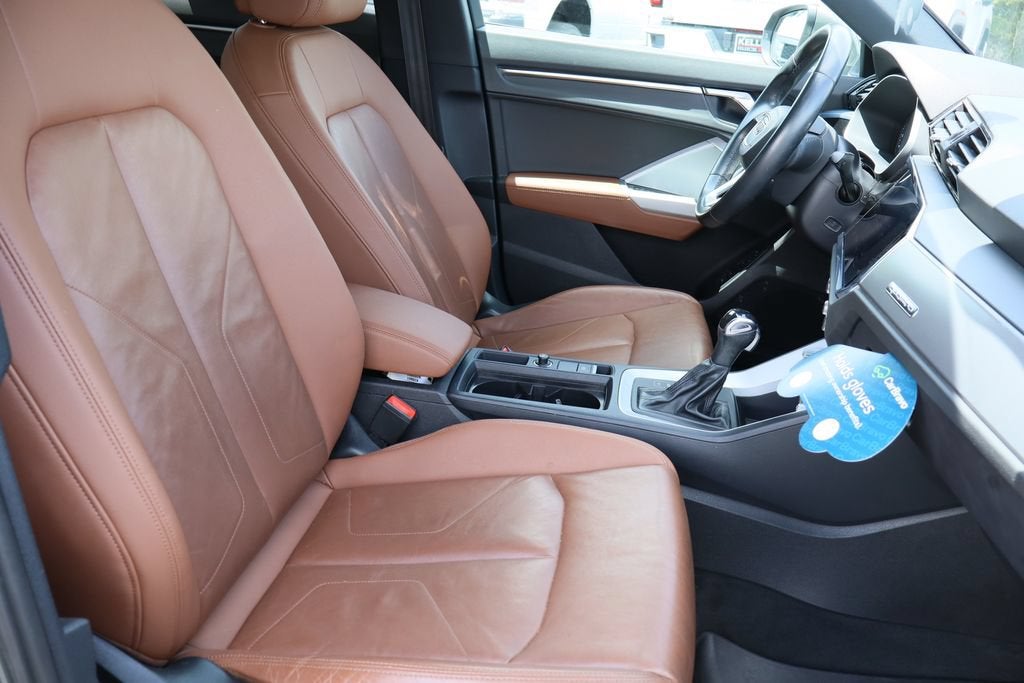2022 Audi Q3 Premium 40 TFSI quattro Tiptronic