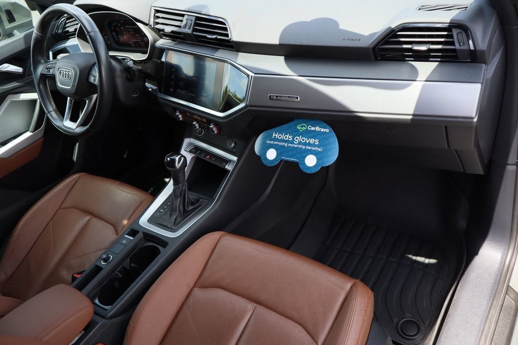 2022 Audi Q3 Premium 40 TFSI quattro Tiptronic