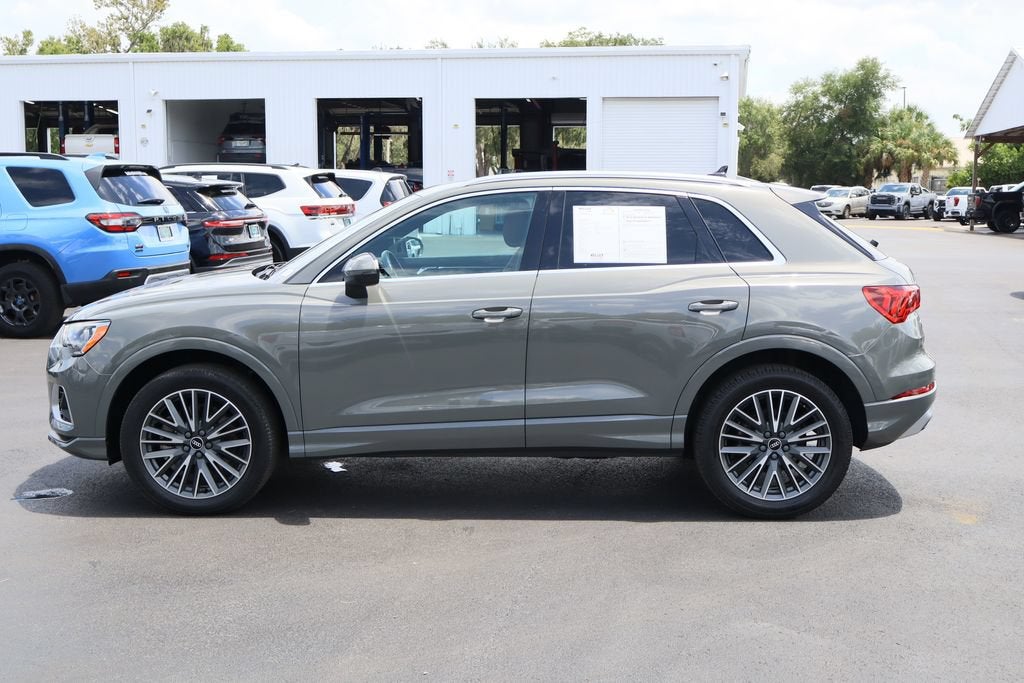 2022 Audi Q3 Premium 40 TFSI quattro Tiptronic