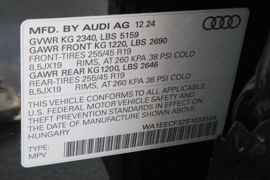 2025 Audi Q3 Premium 45 TFSI S line quattro Tiptronic
